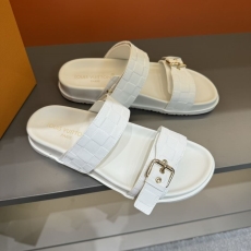 Louis Vuitton Slippers